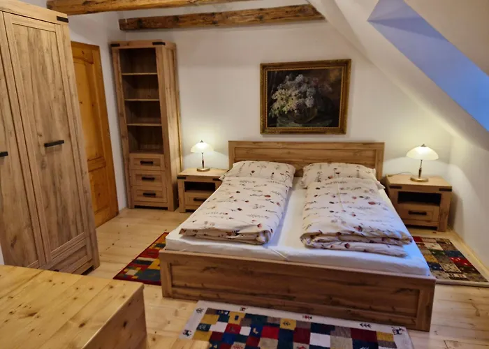 Apartment Attic Latran *